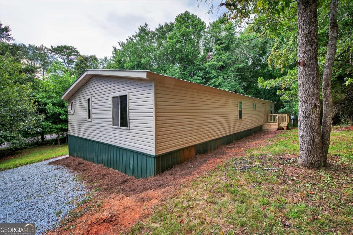 216 SPRUCE Lane Cornelia - 3