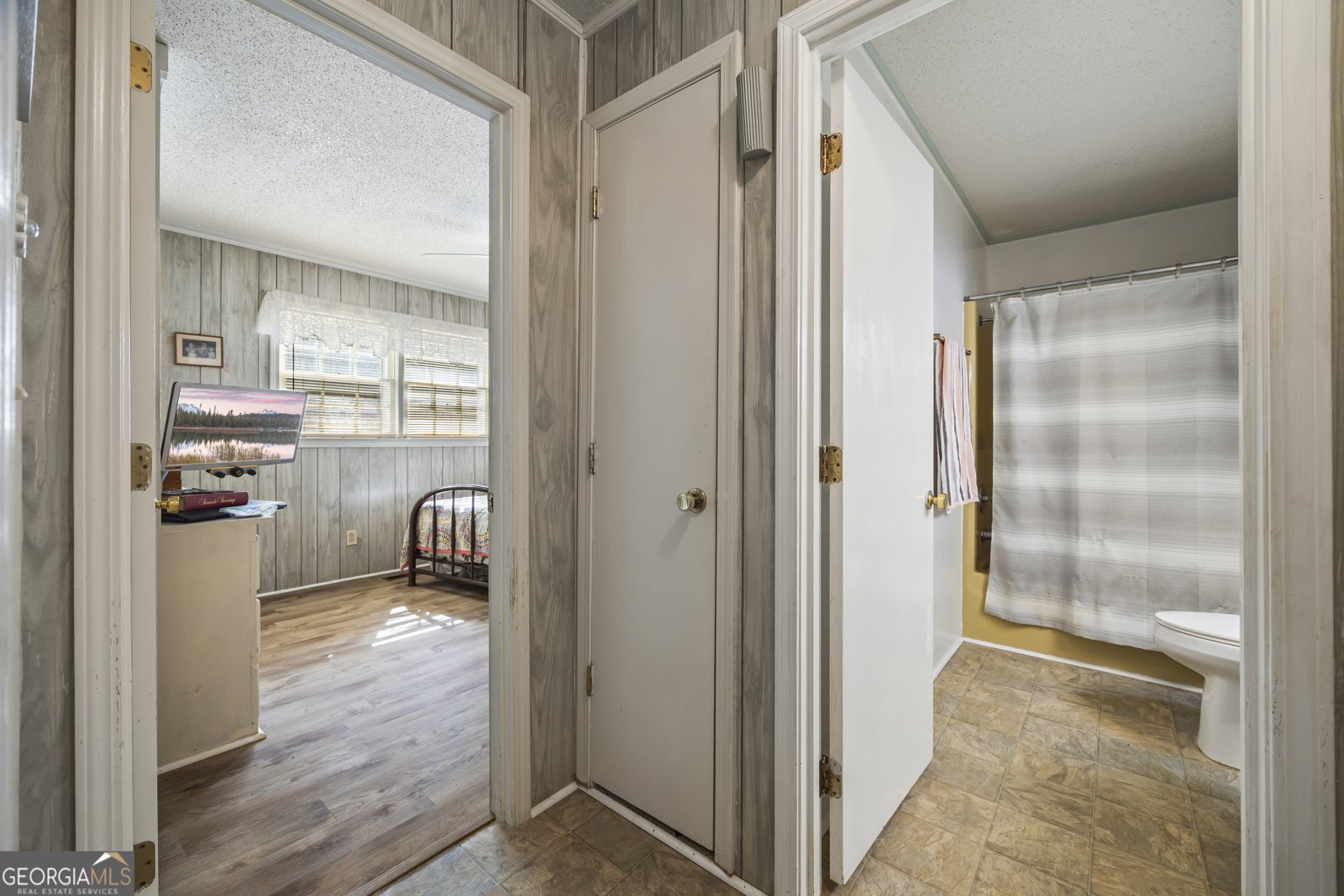 329 Riverbend Drive Royston - 16