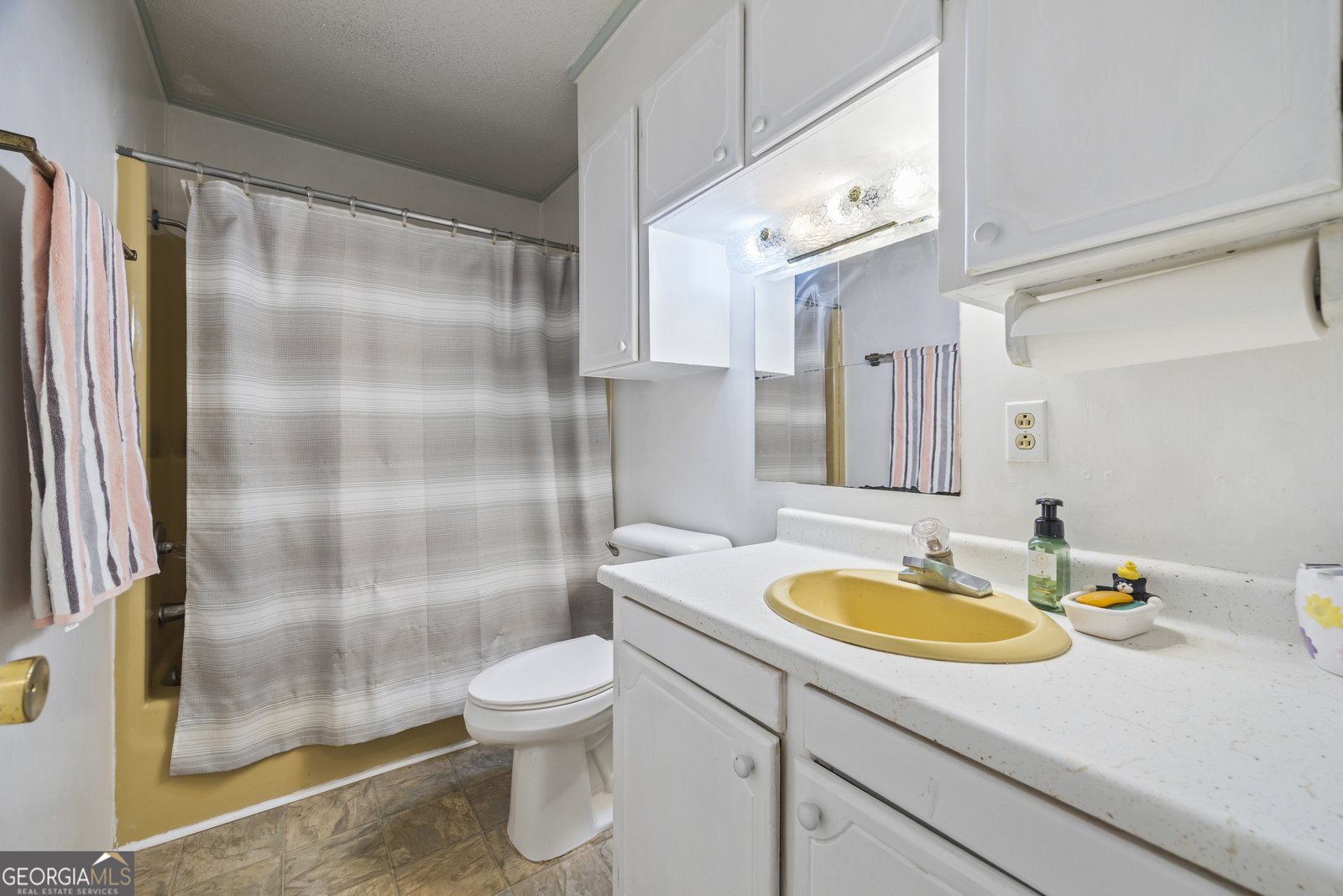 329 Riverbend Drive Royston - 17