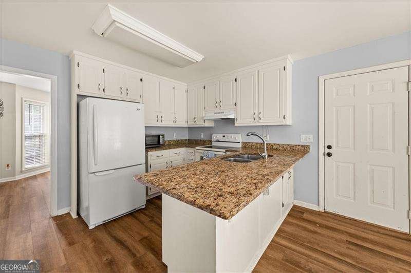 1309 Cobblestone Lane Woodstock - 9