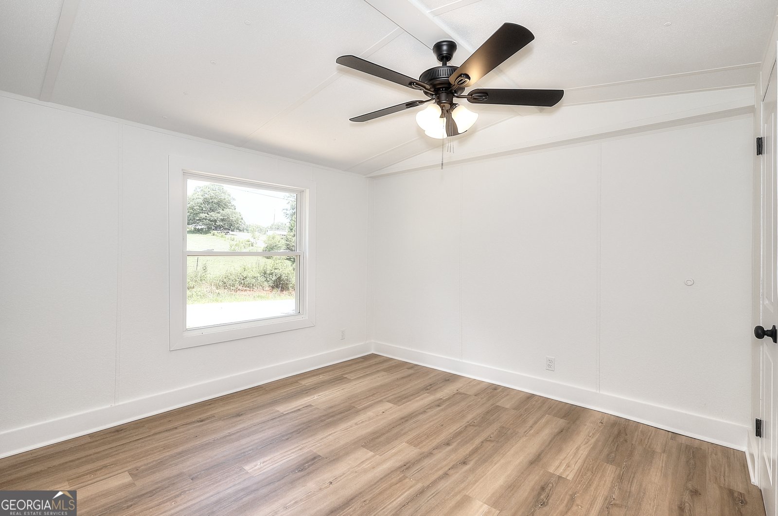 1005 Dowel Road Royston - 11