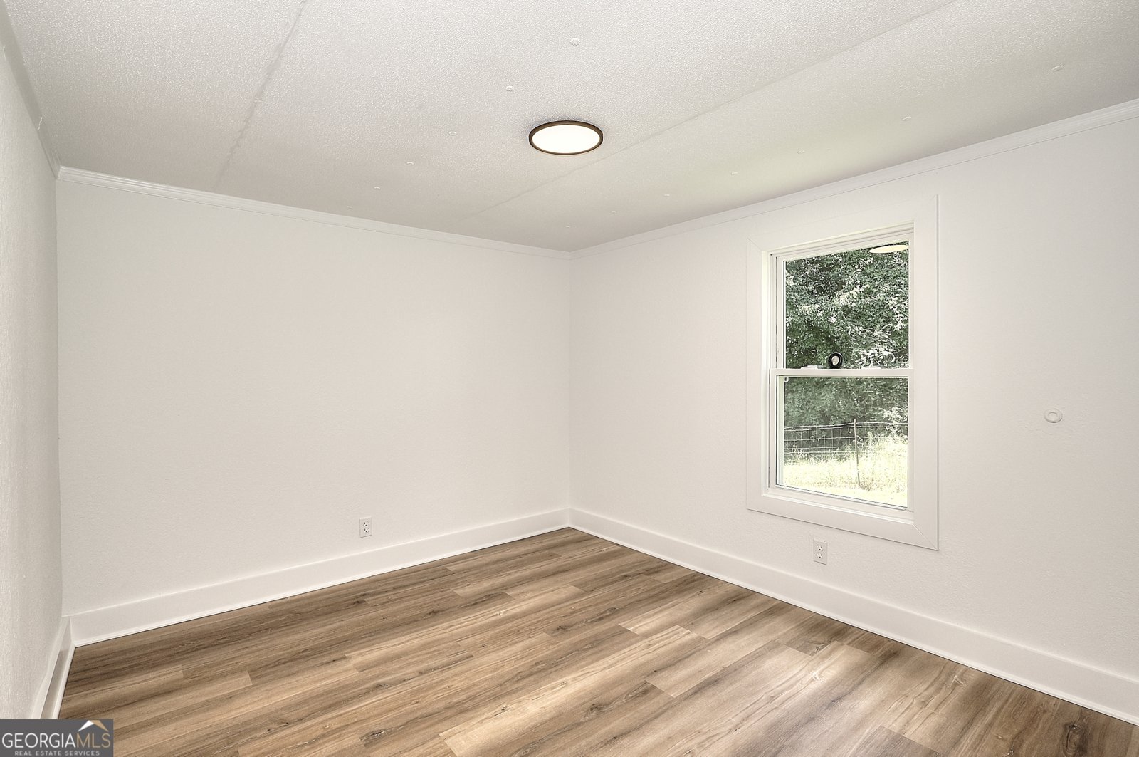 1005 Dowel Road Royston - 16