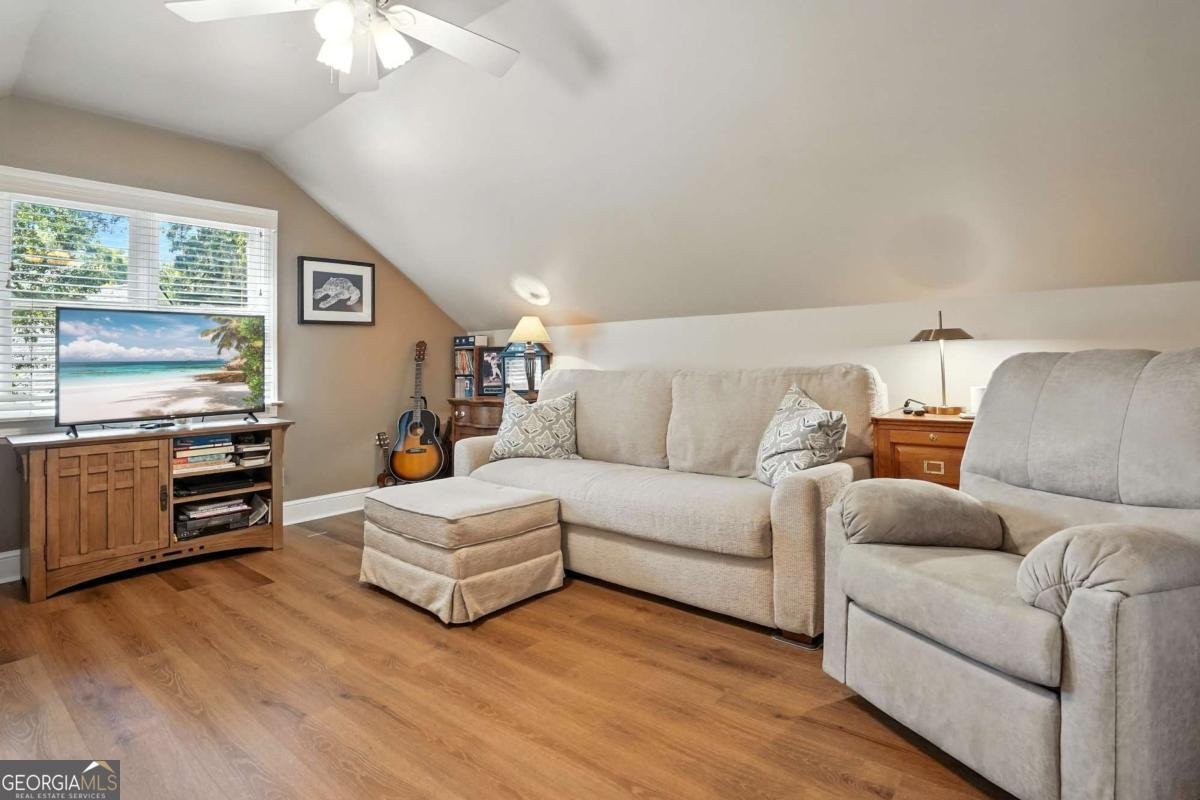 202 Vassar Point Drive St. Simons - 31