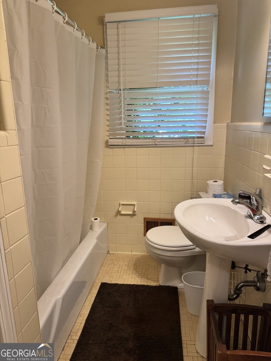 1029 College Station Road Athens - 19