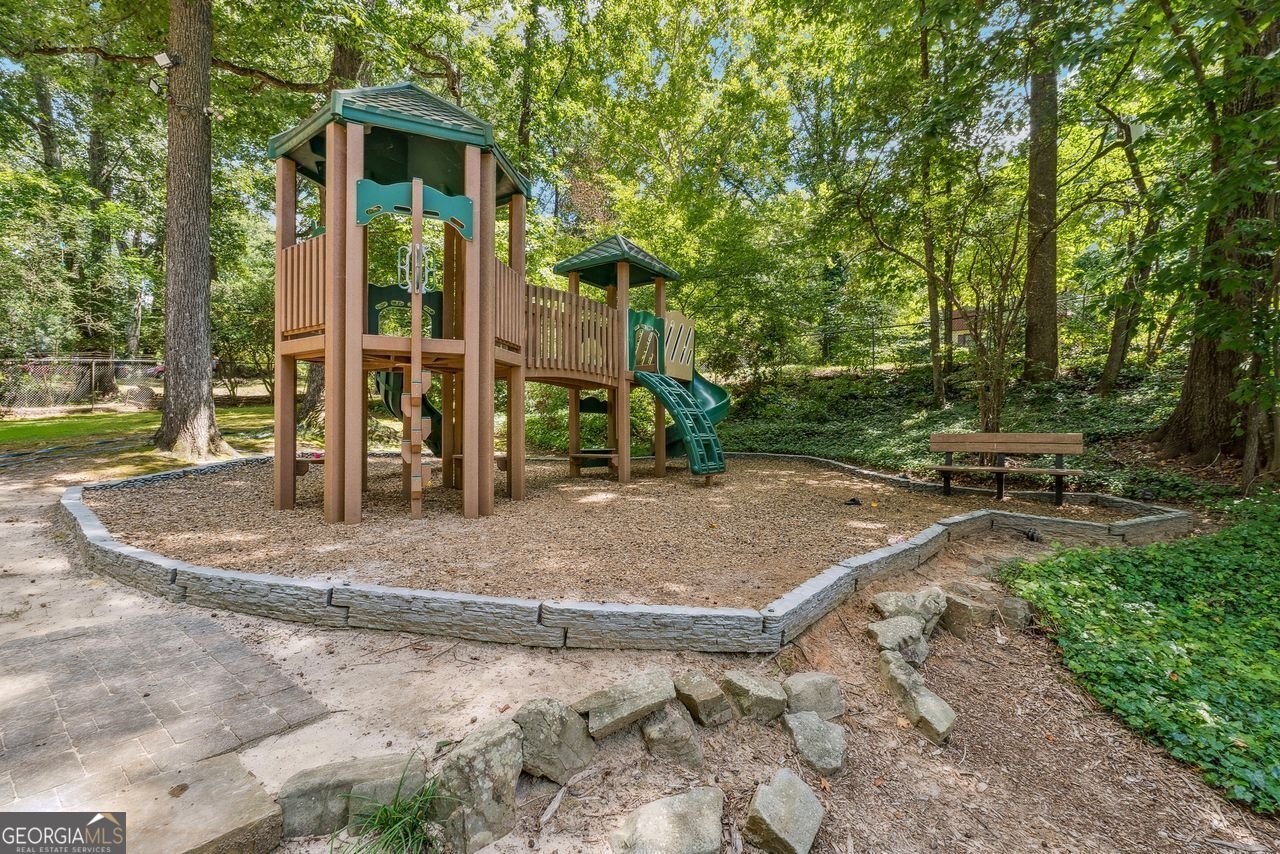 3675 TOXAWAY Court Chamblee - 37