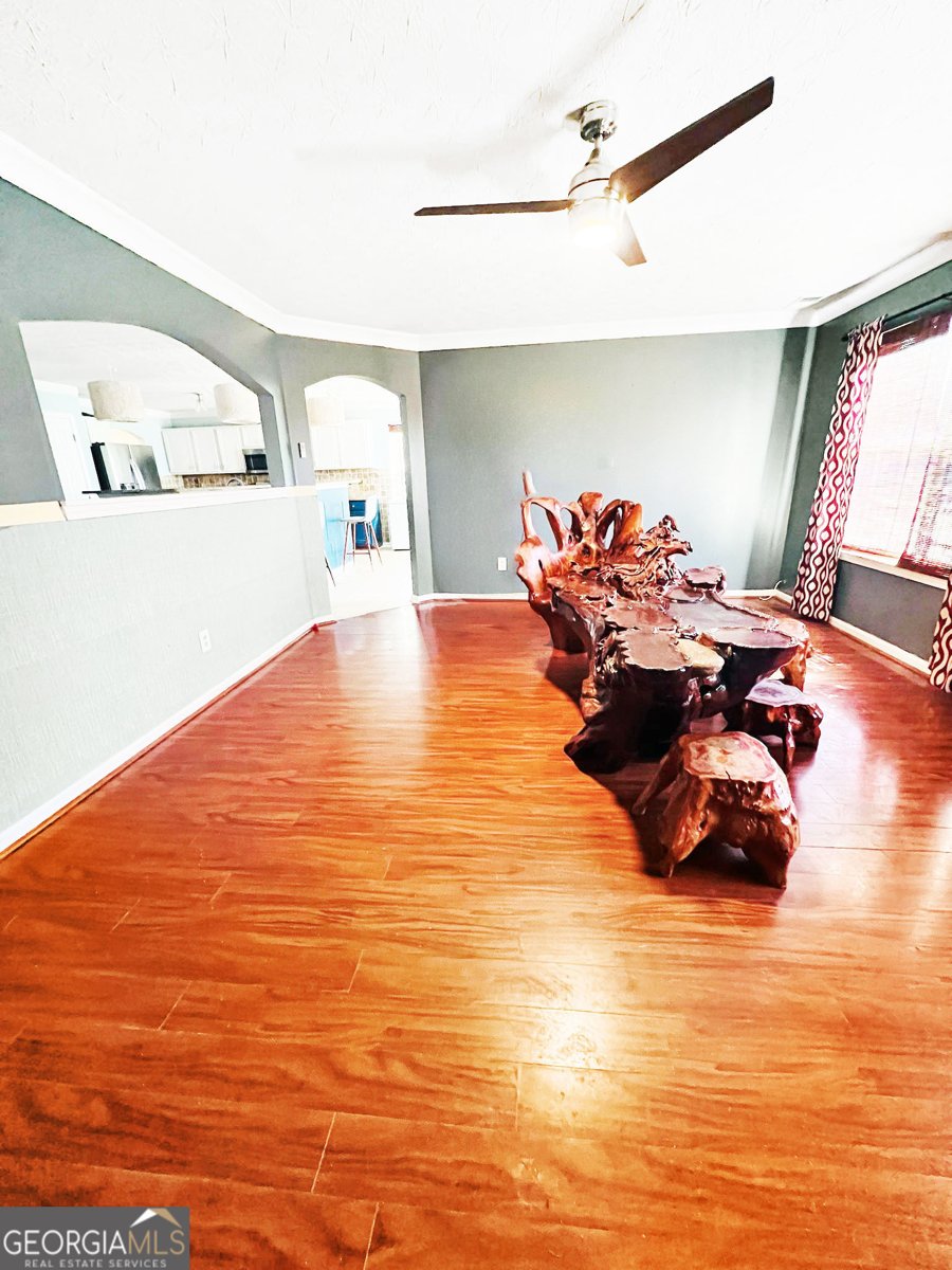 13391 Henderson Drive Hampton - 11