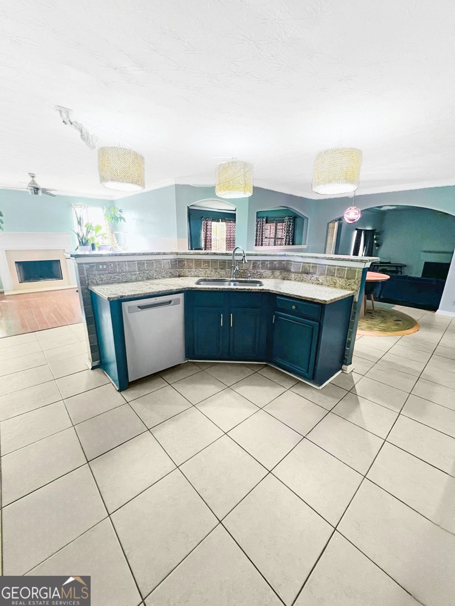 13391 Henderson Drive Hampton - 4