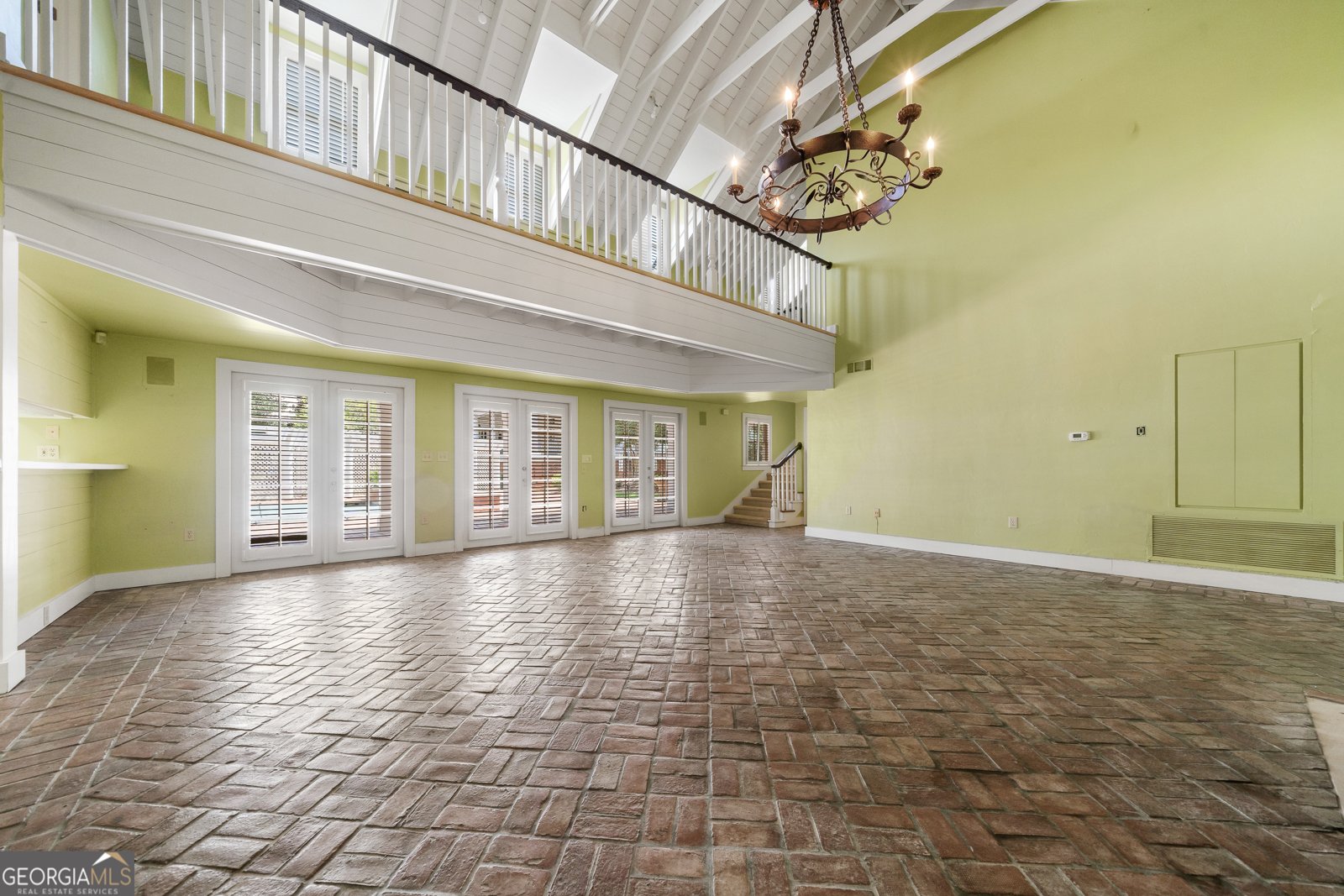 617 Dixie Avenue Madison - 68