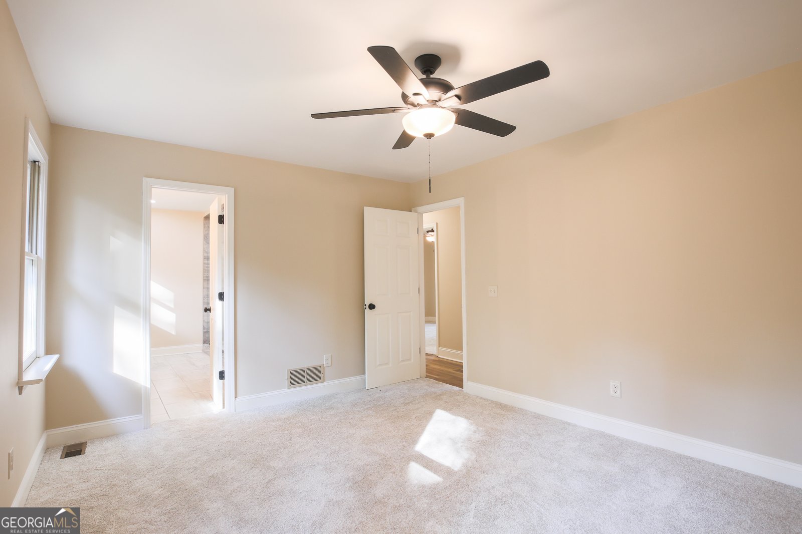 5540 Farm House Lane Oakwood - 19