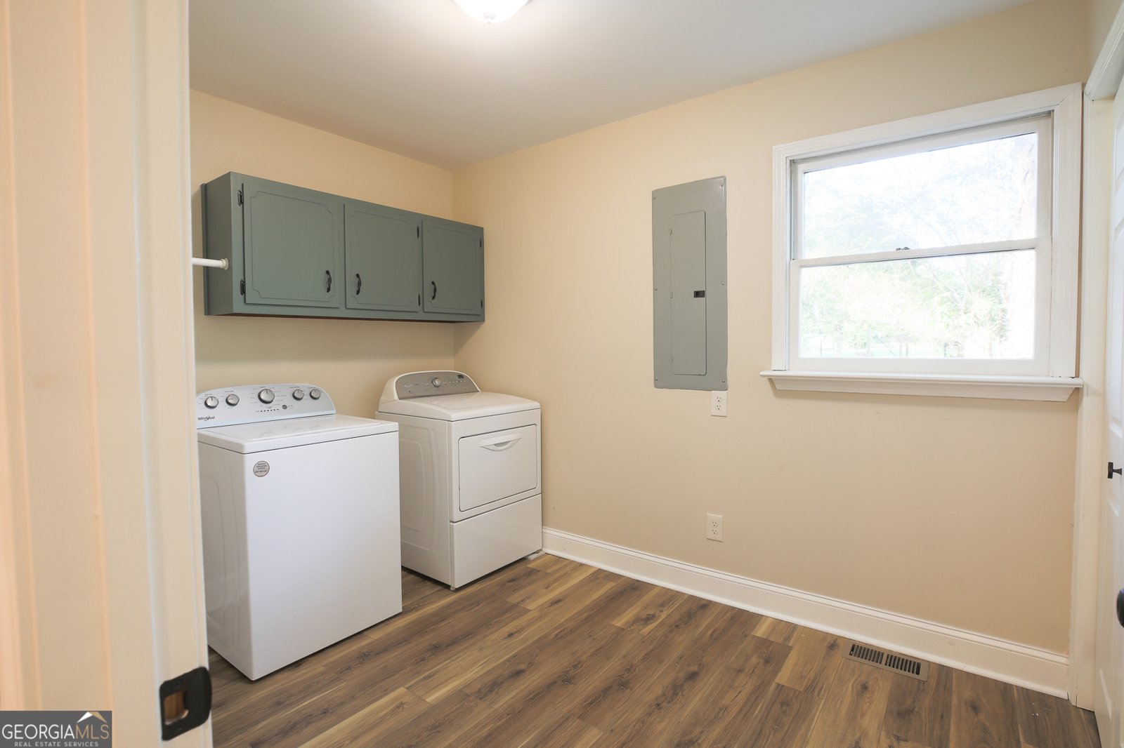 5540 Farm House Lane Oakwood - 27