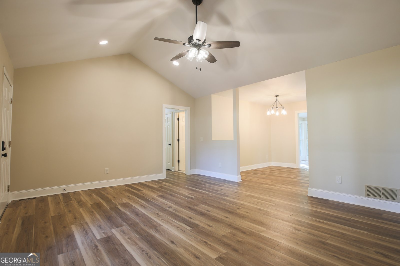 5540 Farm House Lane Oakwood - 4