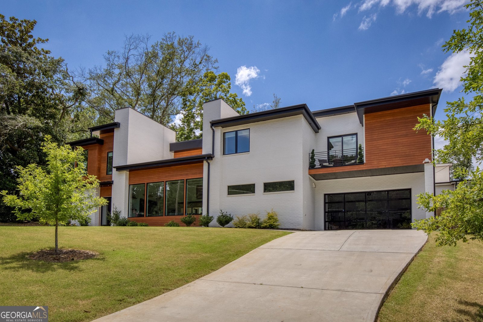 1192 Bernadette Lane Brookhaven - 3