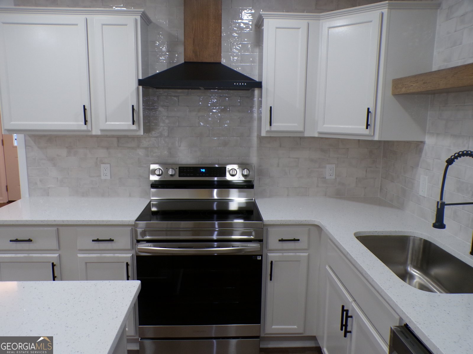 530 Park Valley Drive Atlanta - 16