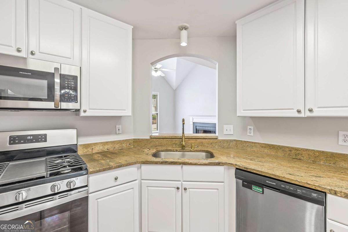 401 Middle Valley Lane Woodstock - 14