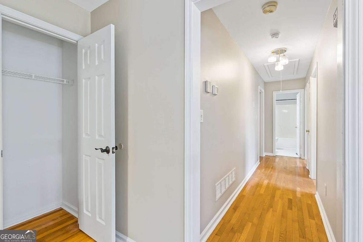 401 Middle Valley Lane Woodstock - 17