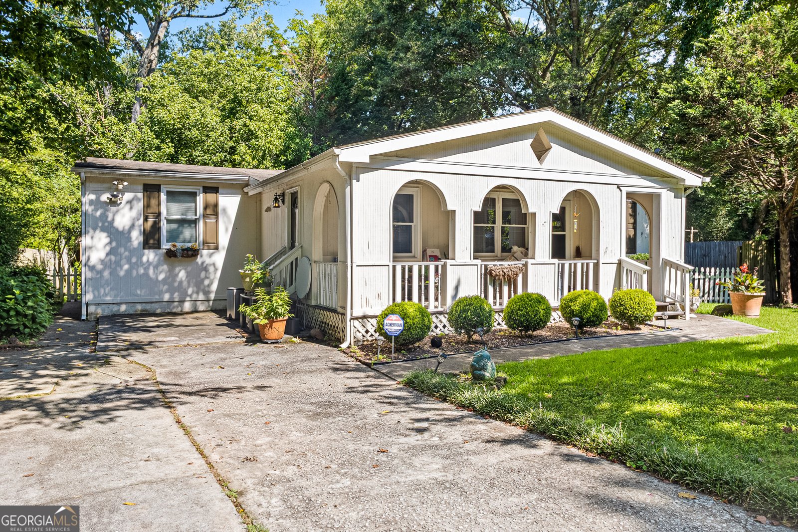 2738 Bamby Lane Brookhaven - 29