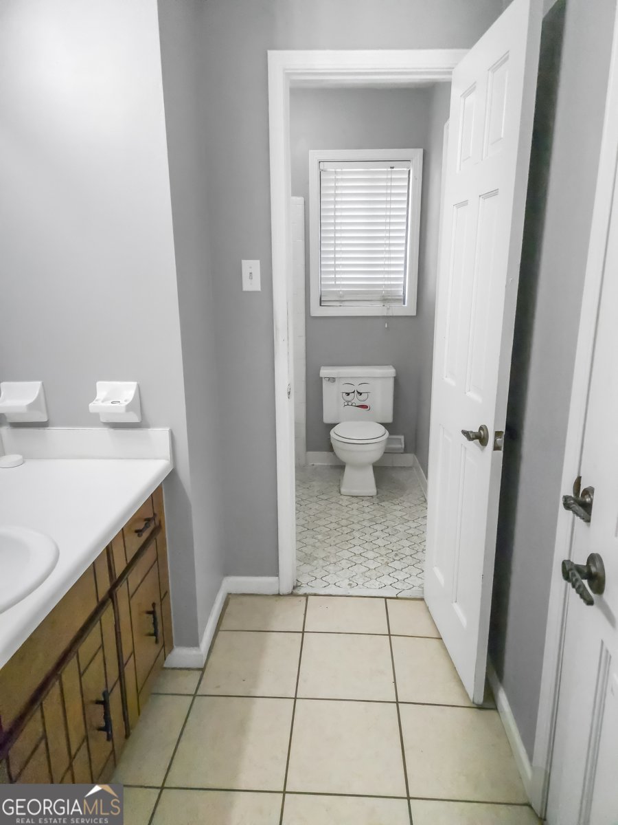 1529 Winchester Trail Riverdale - 2