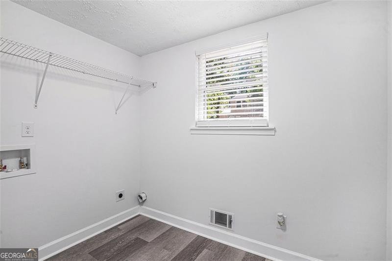 1028 MARTIN Stone Mountain - 24