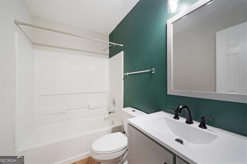 5745 VILLAGE Loop Fairburn - 13