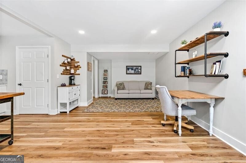 102 Hardwood Lane Canton - 33