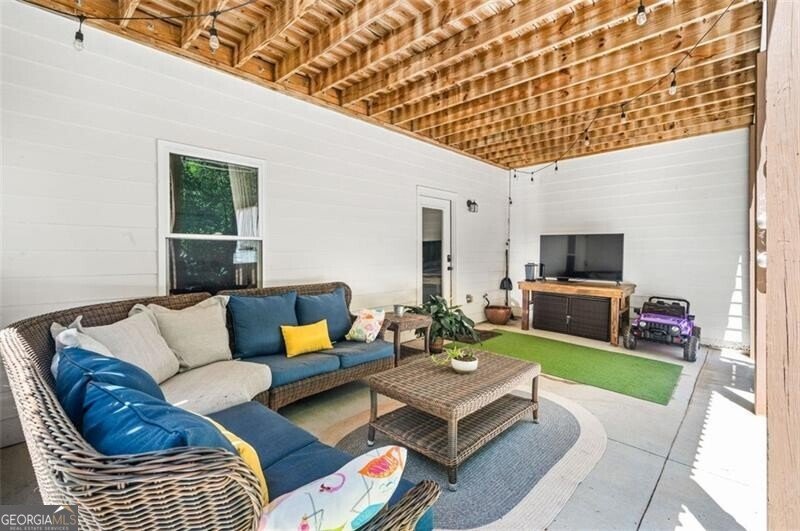 102 Hardwood Lane Canton - 46