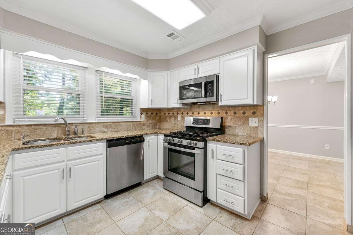 4005 Watkins Glen Drive Woodstock - 4