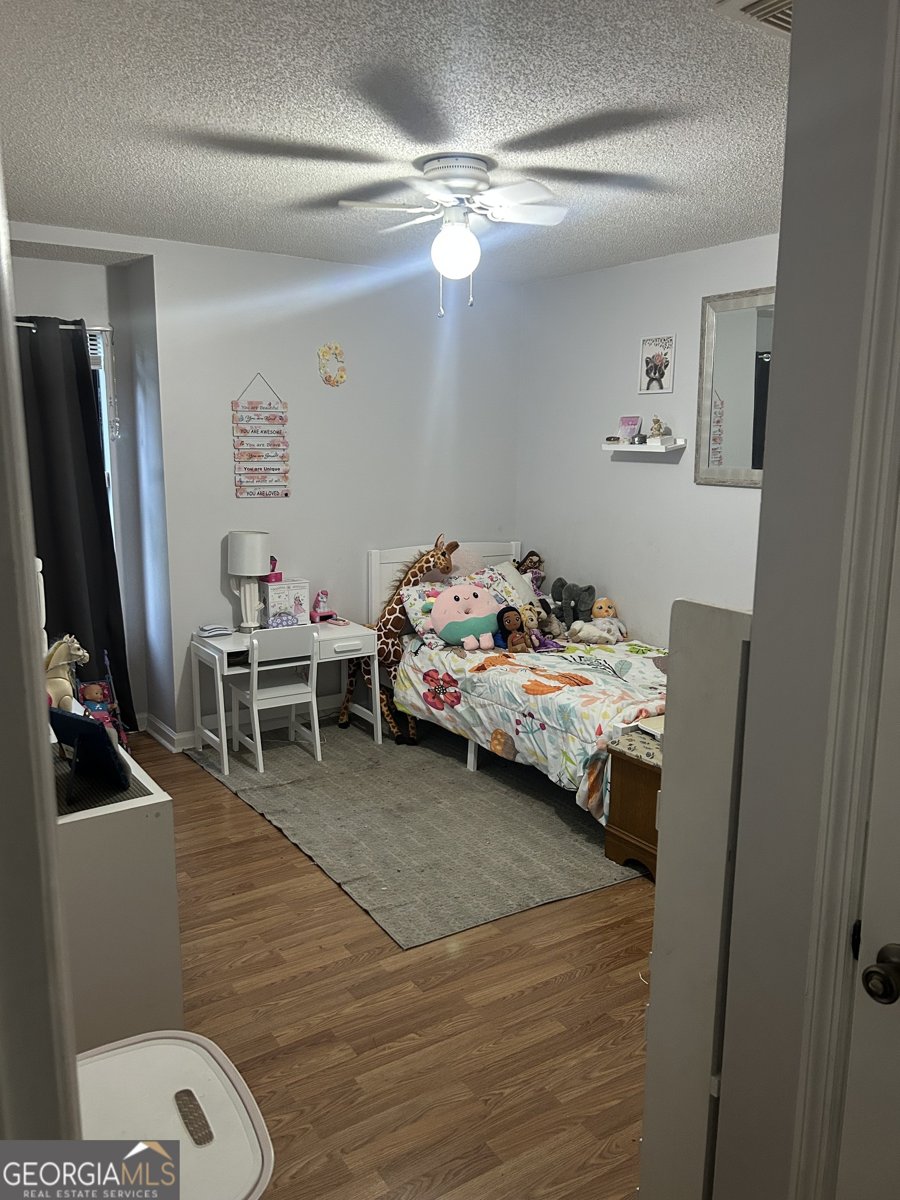 58 Deals Circle Woodbine - 12