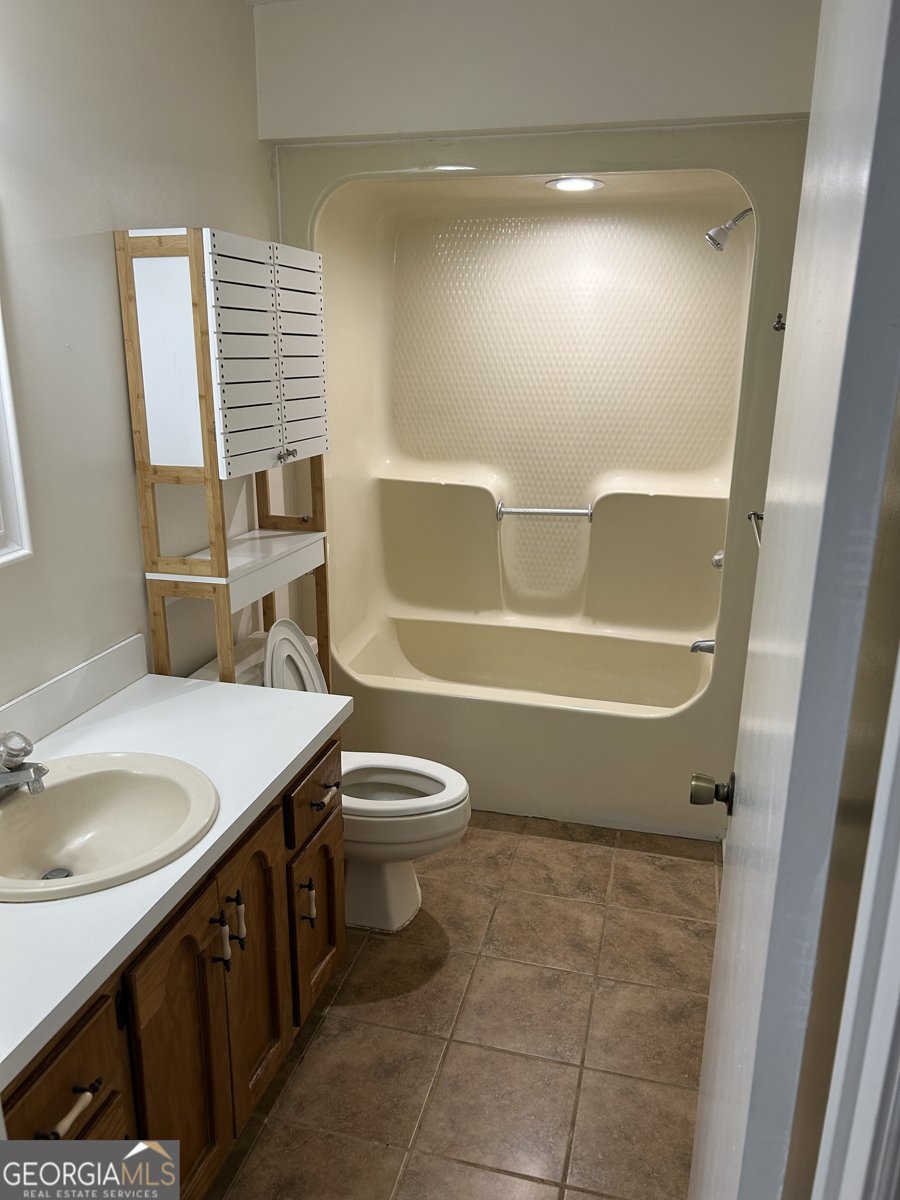 58 Deals Circle Woodbine - 16