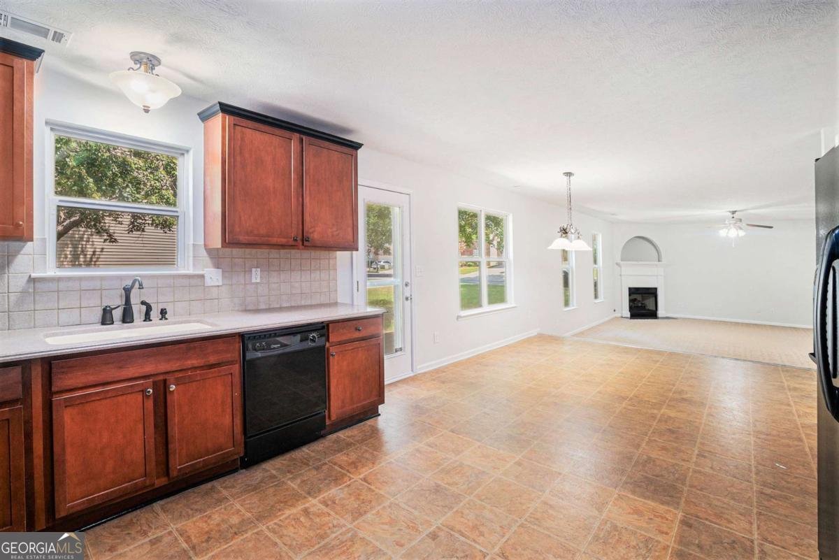3502 Louella Lake Court Snellville - 10