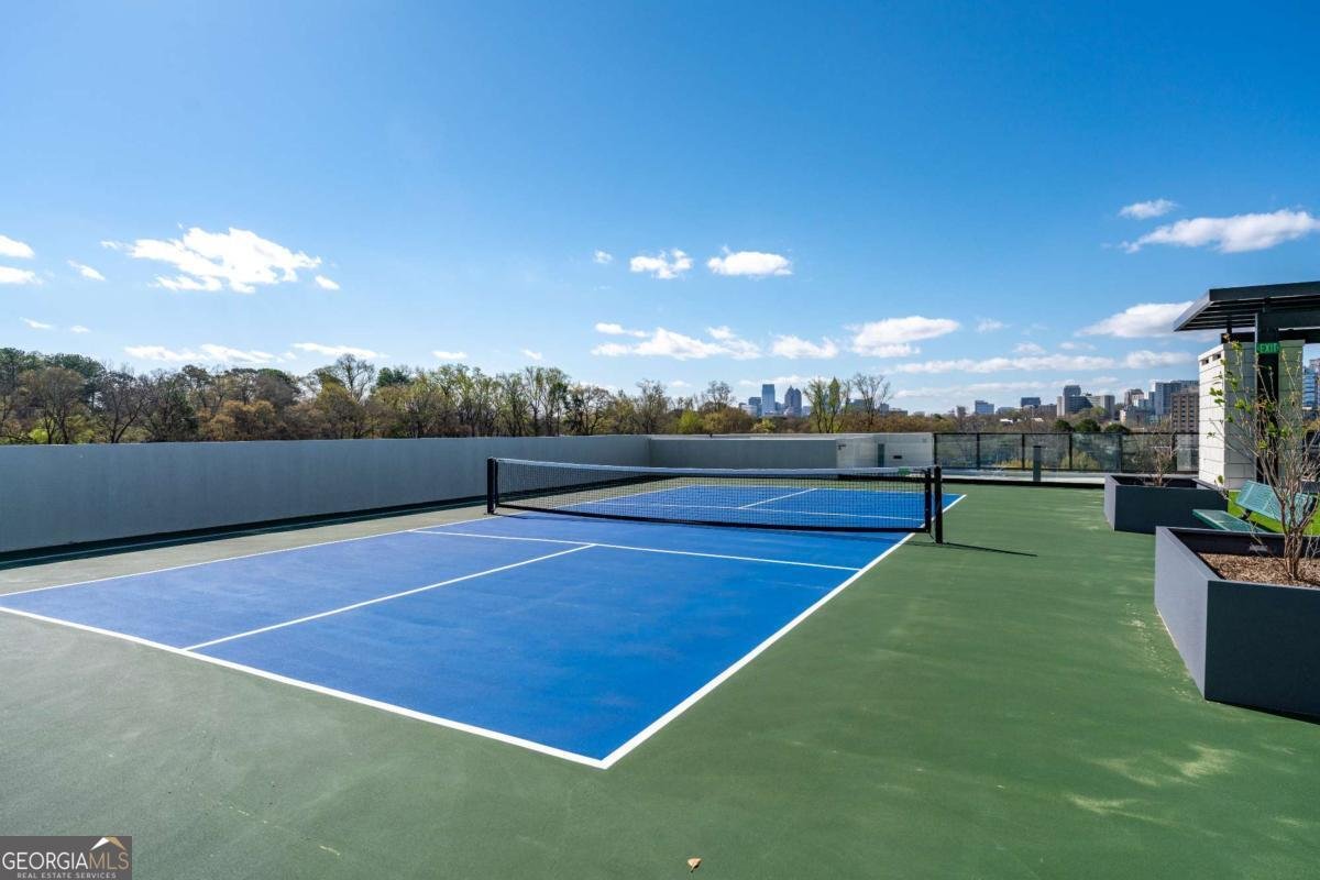 2425 Peachtree Road Atlanta - 24