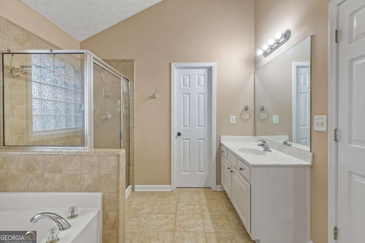 3345 Stoneleigh Run Drive Buford - 28