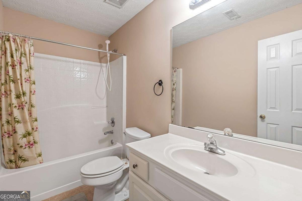 3345 Stoneleigh Run Drive Buford - 34