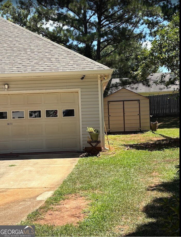 61 Clifton Drive Forsyth - 28