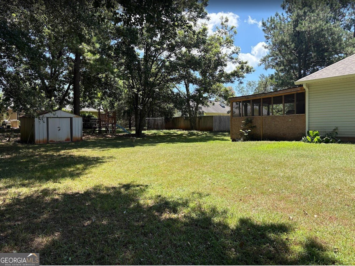 61 Clifton Drive Forsyth - 33
