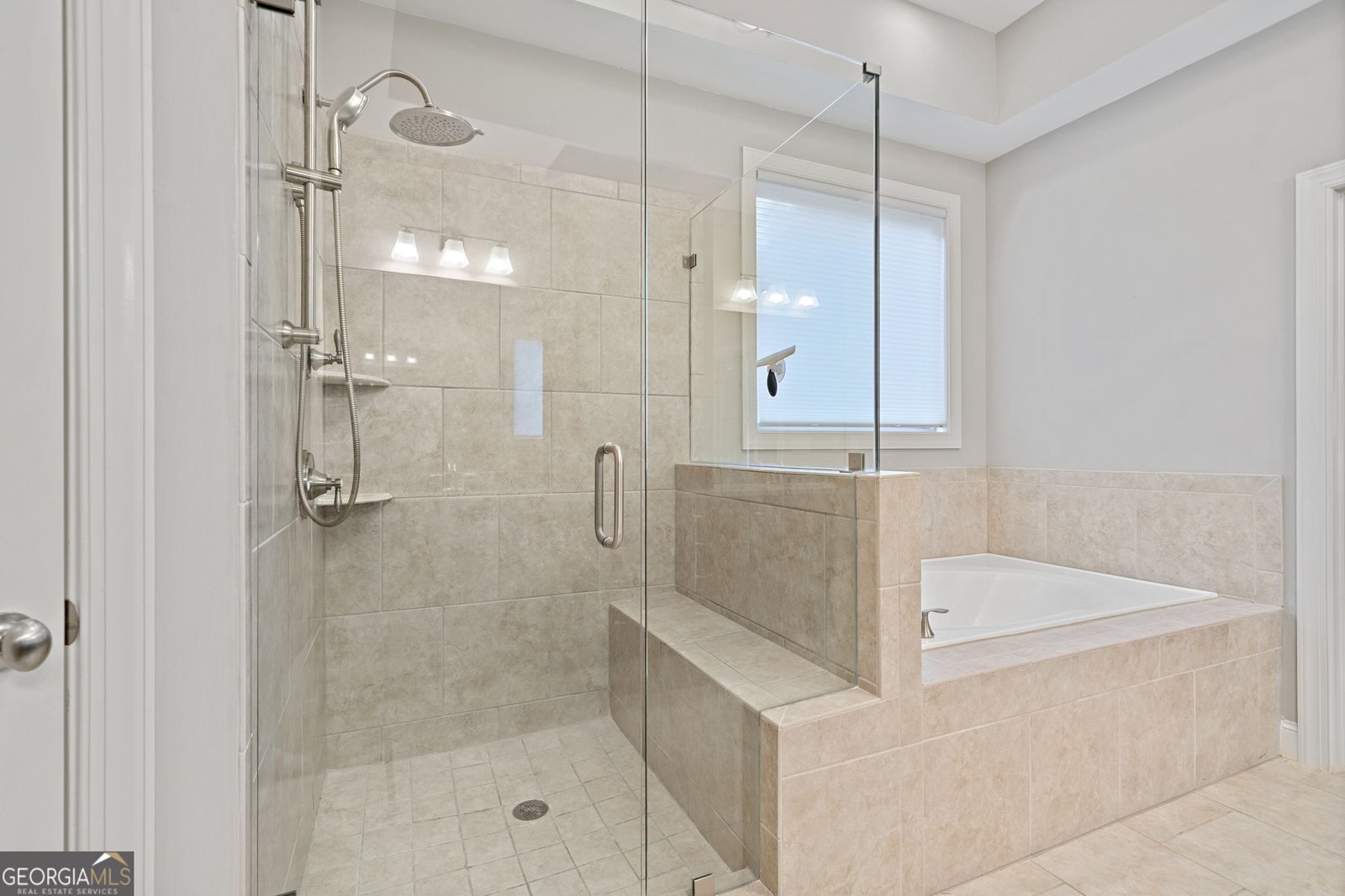 4155 Williams Point Drive Cumming - 29