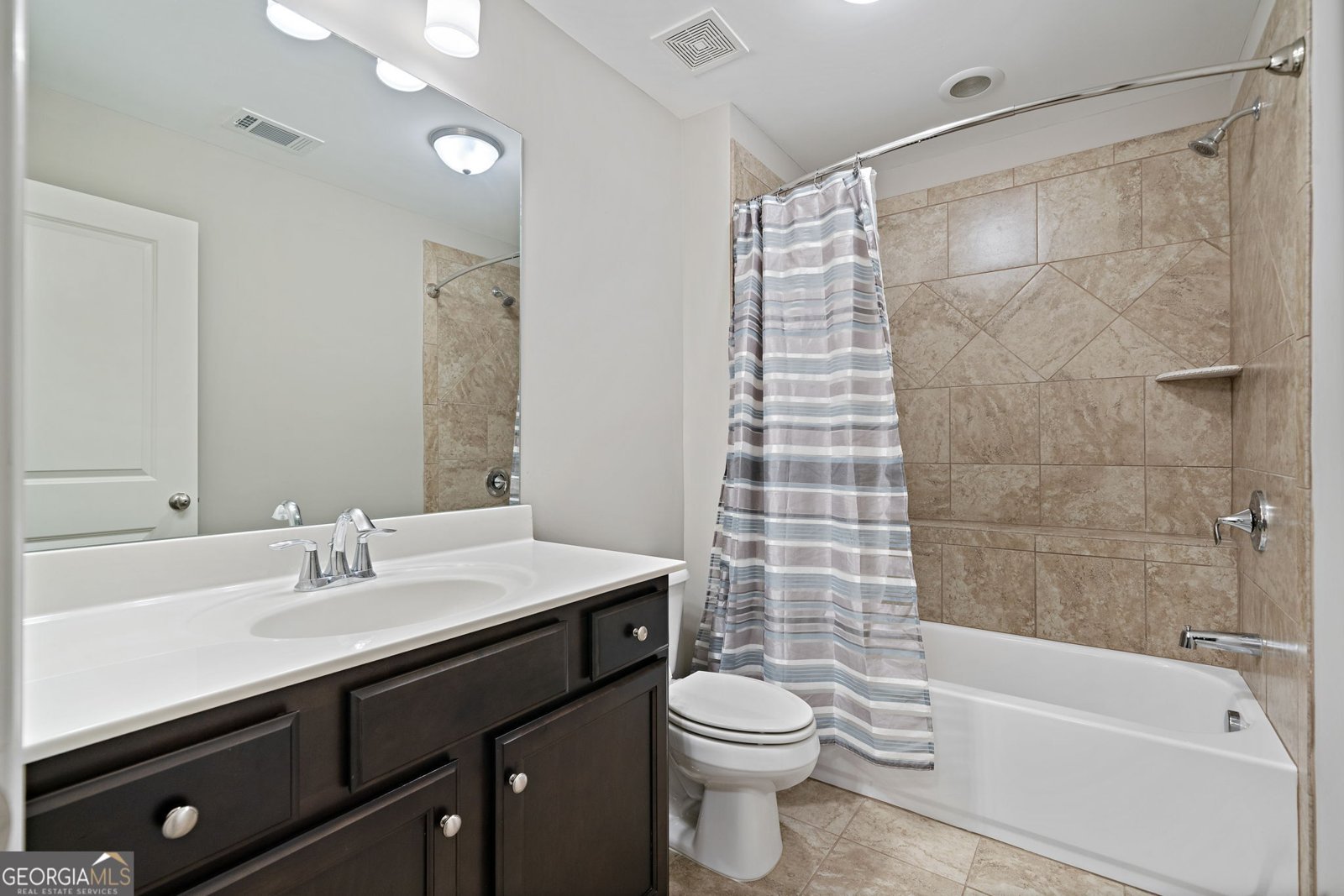 4155 Williams Point Drive Cumming - 38