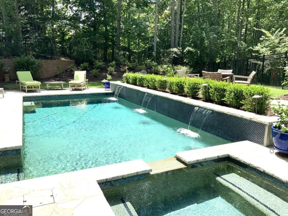 6995 Laurel Oak Drive Suwanee - 70