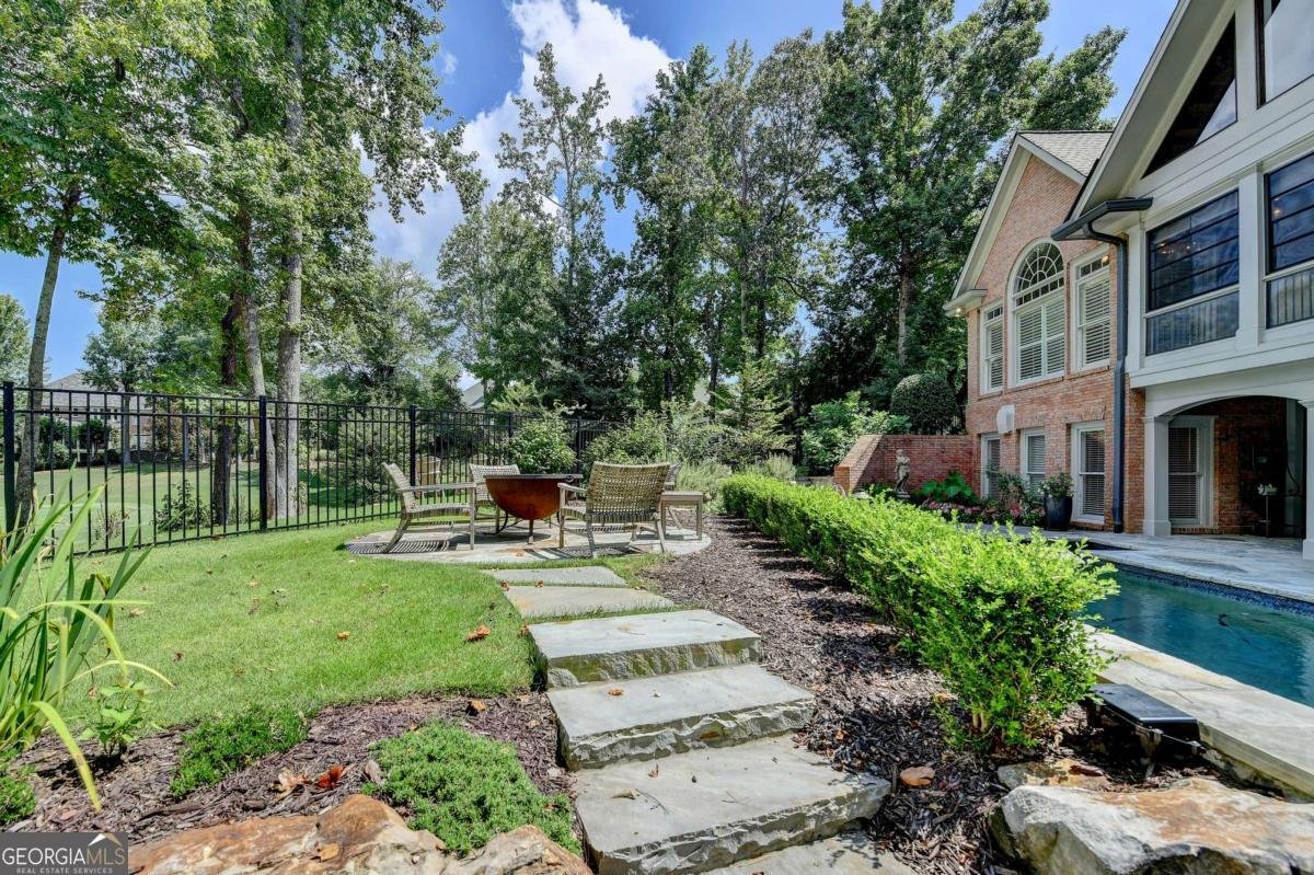 6995 Laurel Oak Drive Suwanee - 71