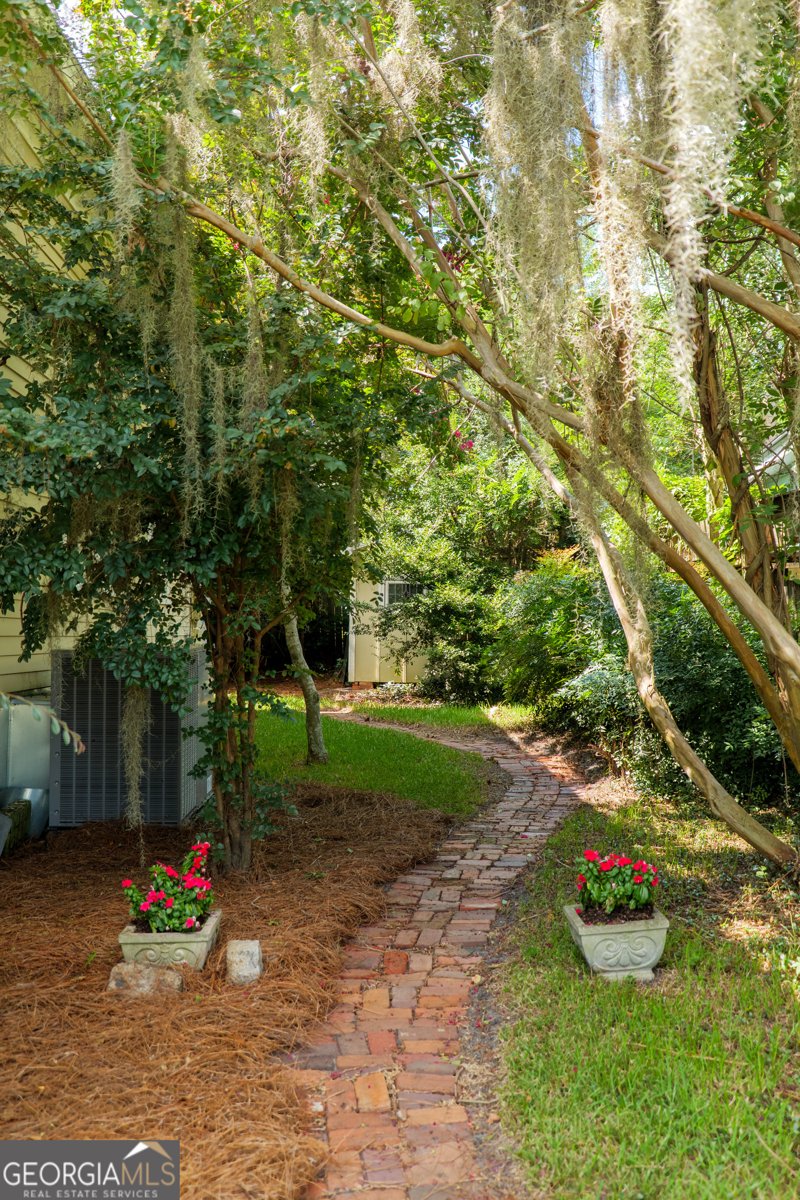 404 Floyd Street Valdosta - 25