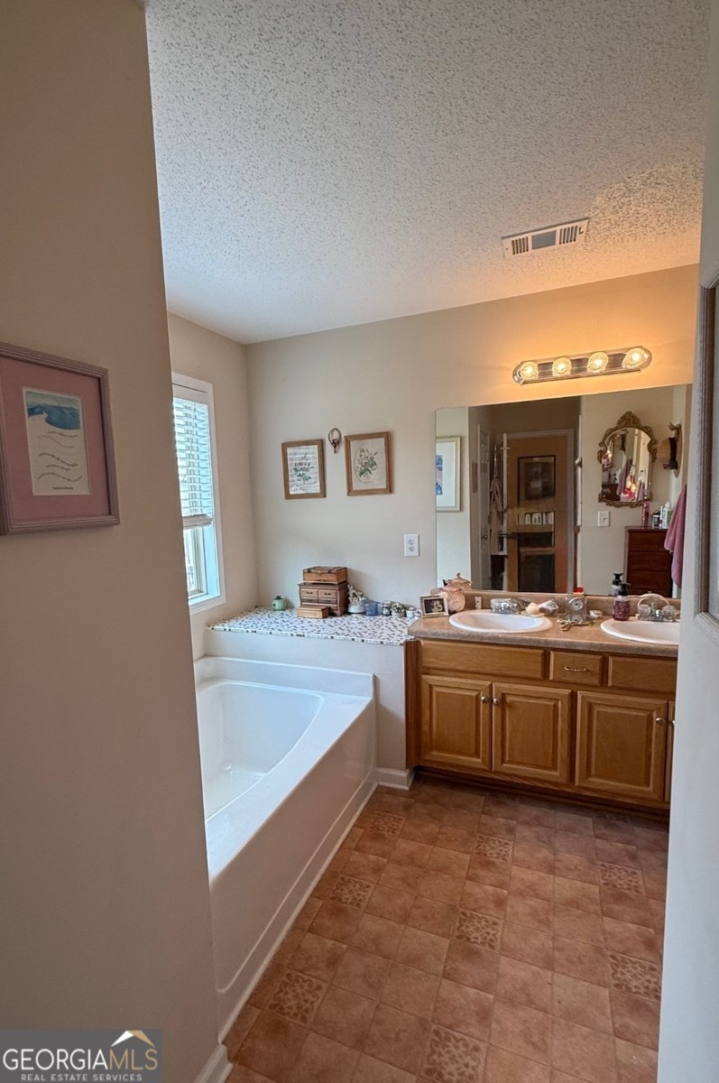 279 Highland Pointe Drive Alto - 17
