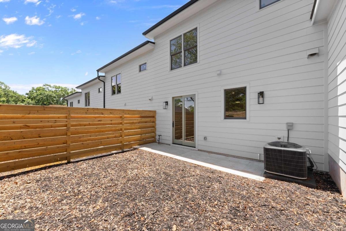 384 Forrest Avenue Gainesville - 22
