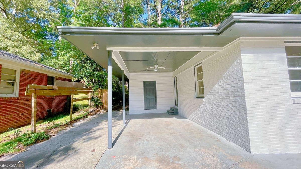 2744 Fairlane Drive Atlanta - 1