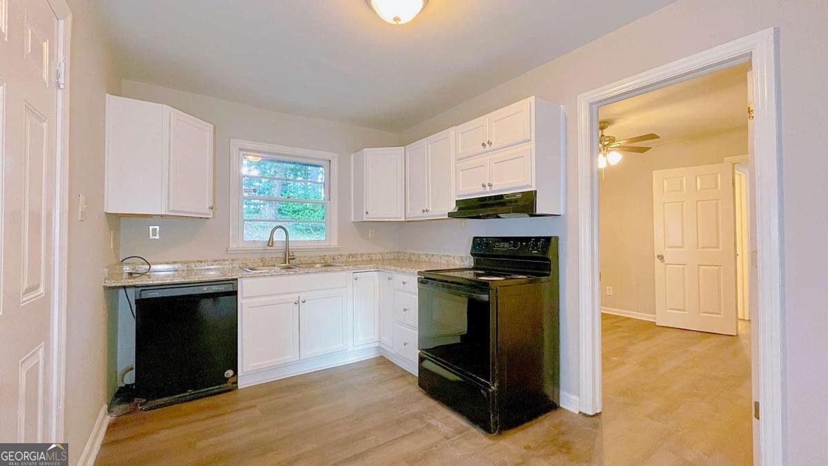 2744 Fairlane Drive Atlanta - 4