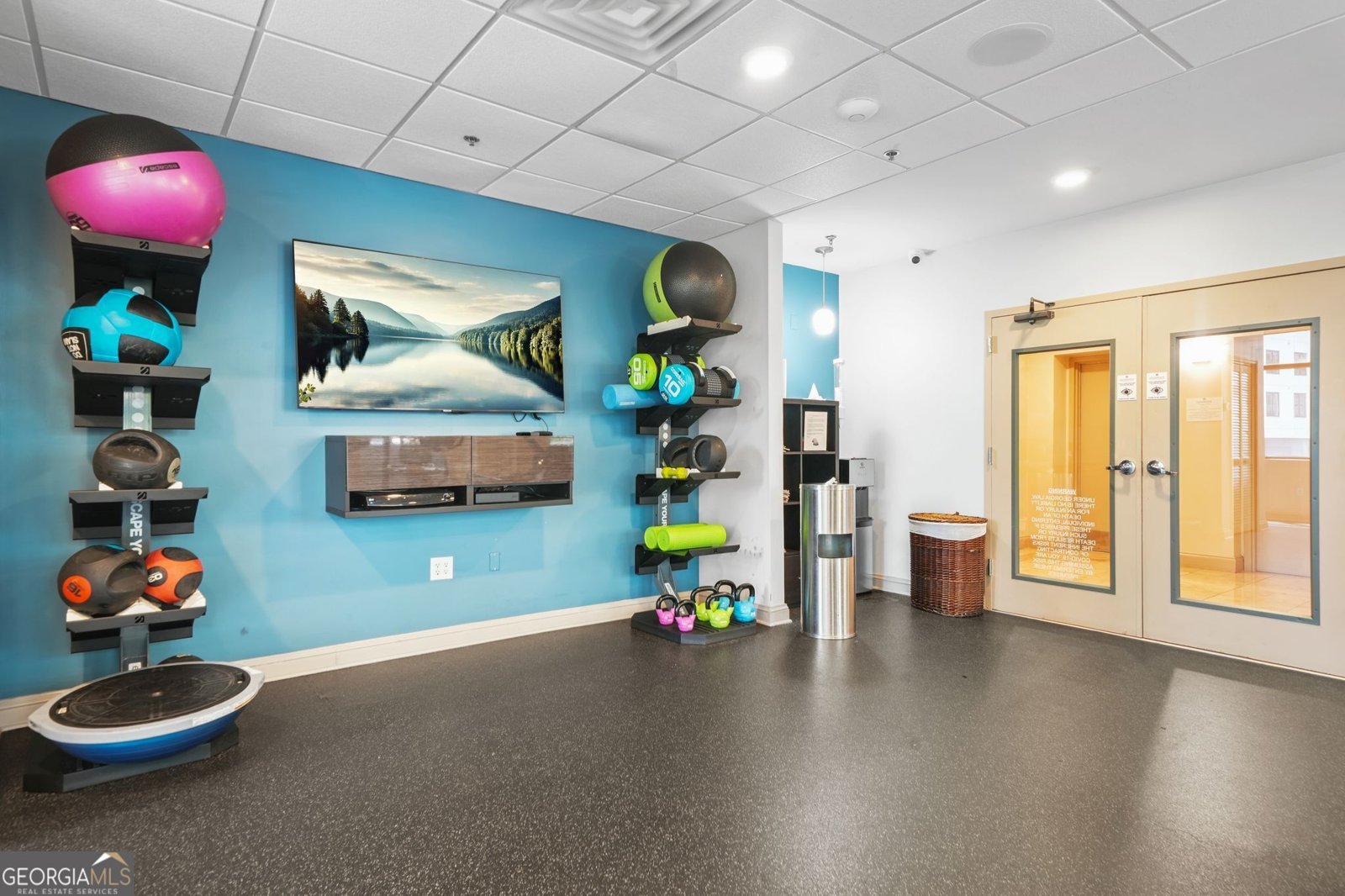3481 Lakeside Drive Atlanta - 33