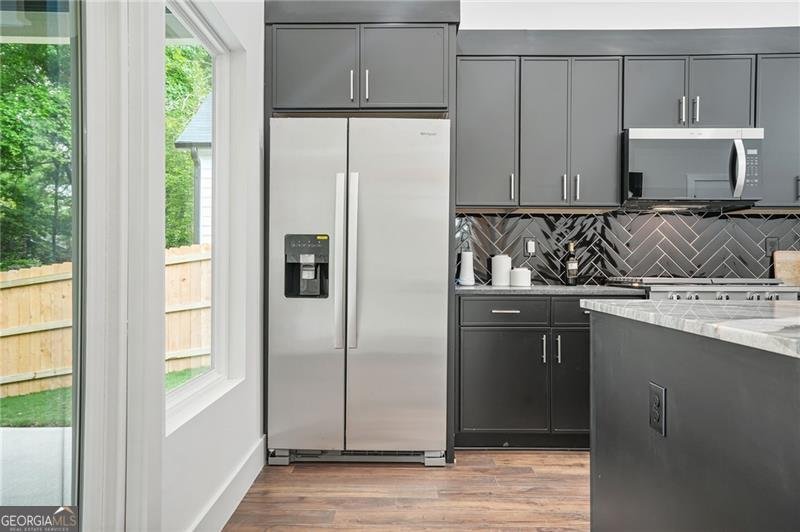 587 Woods Atlanta - 21