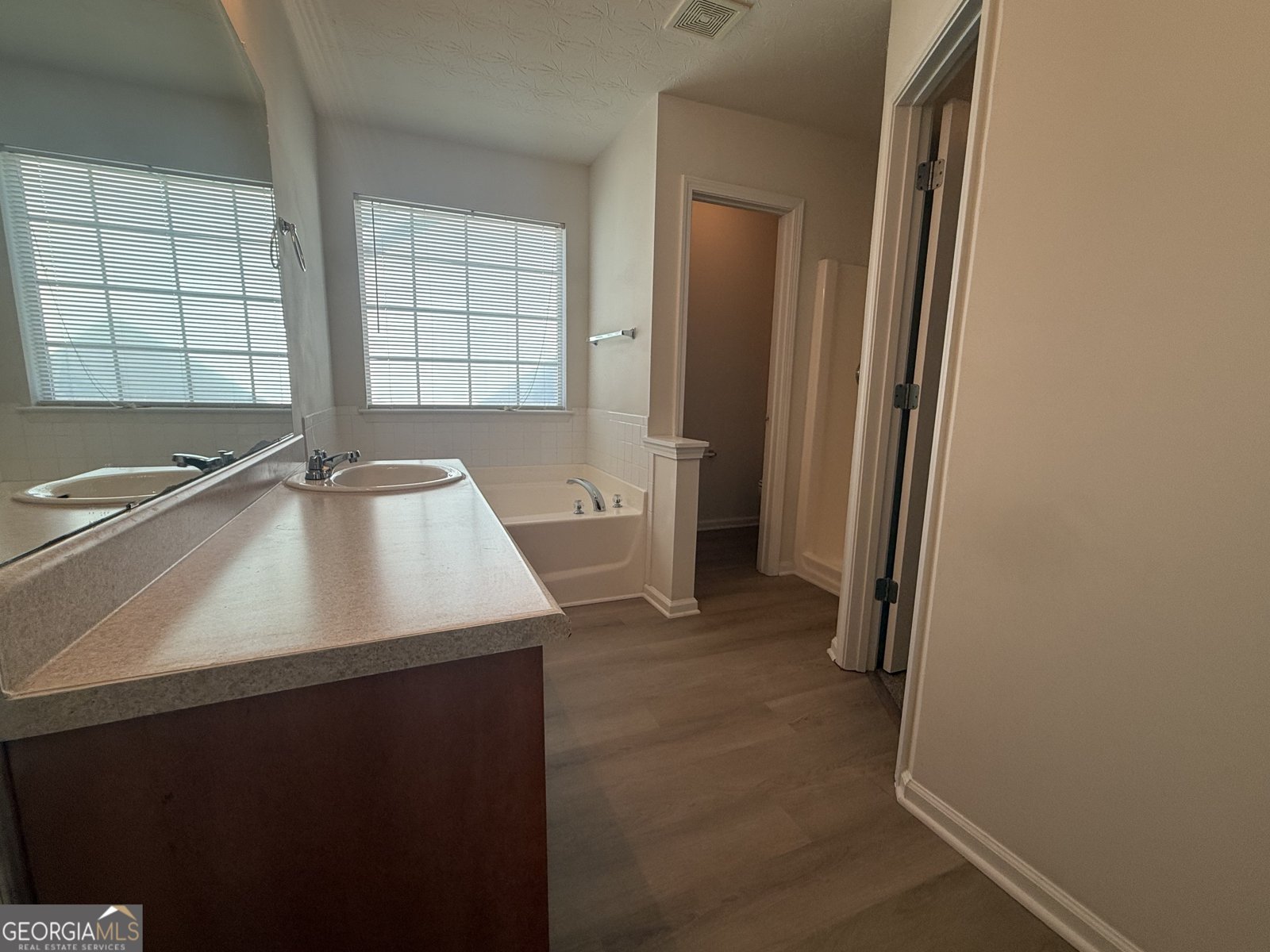 2497 Wood Bend Lane Riverdale - 15