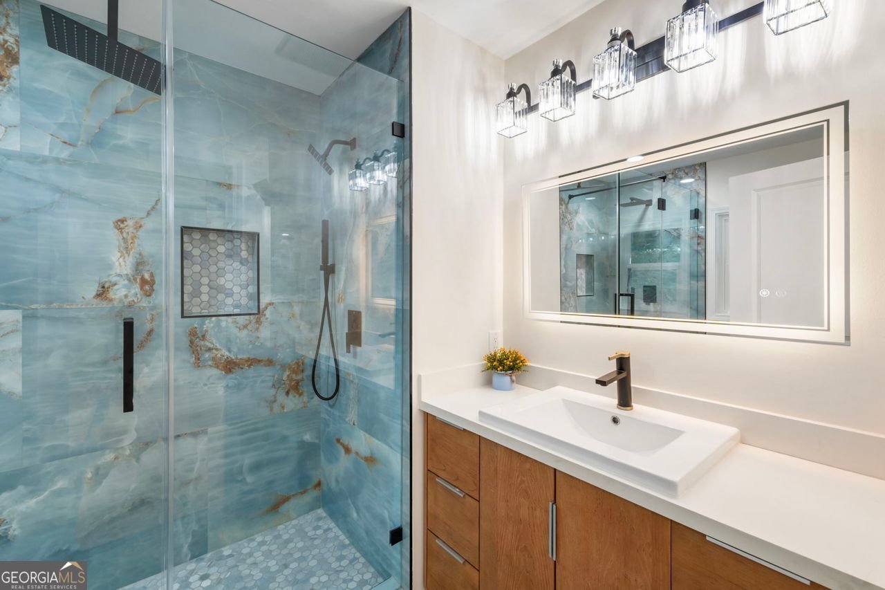 2431 Nancy Atlanta - 11