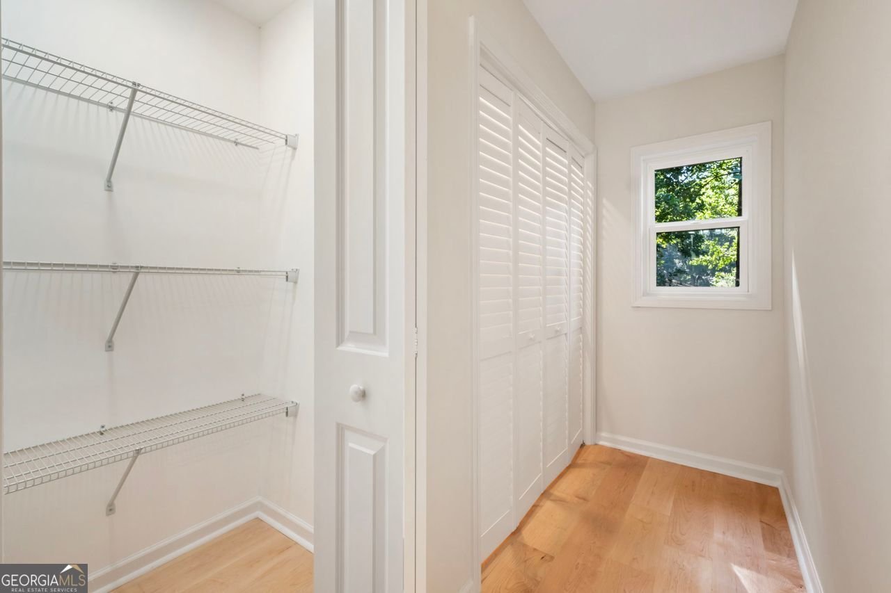 2431 Nancy Atlanta - 32