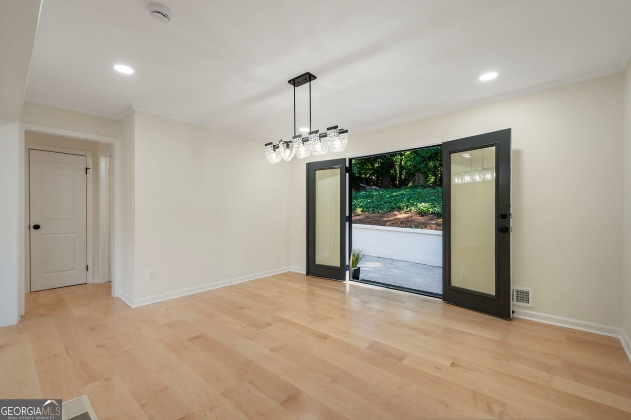 2431 Nancy Atlanta - 42