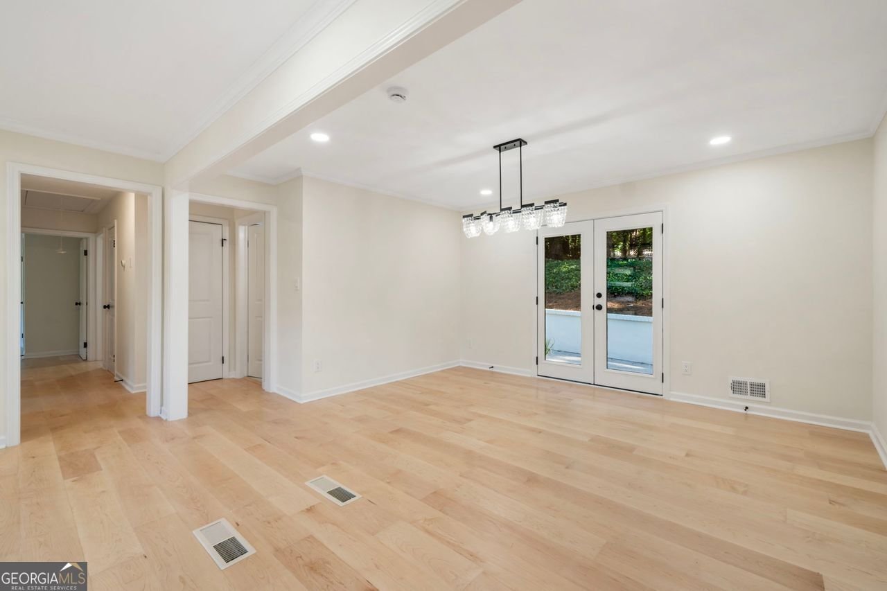 2431 Nancy Atlanta - 51